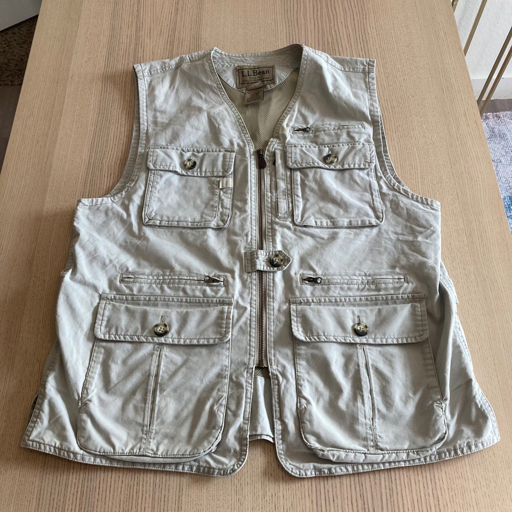 LL Bean Utility Vest Mens M Khaki Fishing Cargo Gorpcore Multi Pocket Cotton Tan